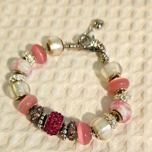 Magnifque Charm Bracelet